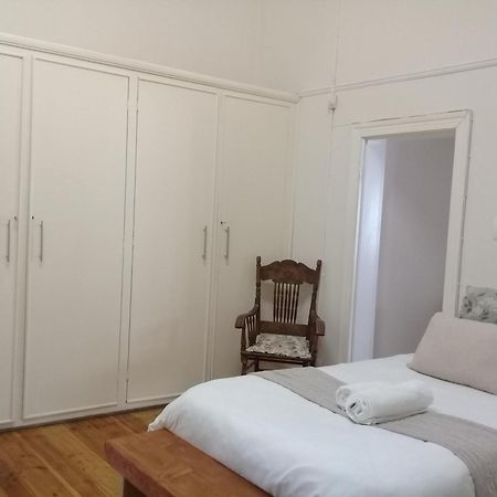 Hotel Die Hoekhuis à Cradock Extérieur photo